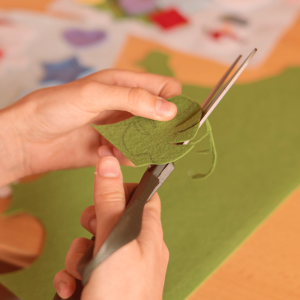 FIELTRO PARA NIÑOS Y JÓVENES